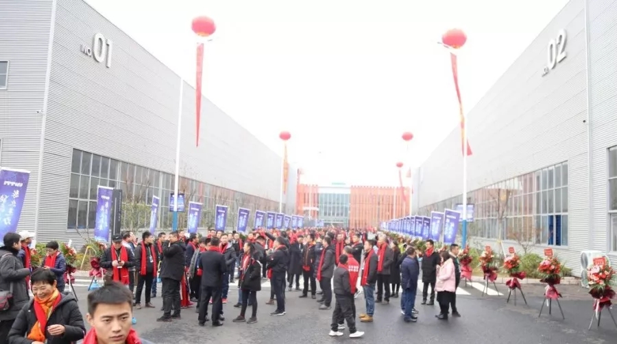 江苏汤姆集团热烈祝贺力能石油开业大吉，生意兴隆！
